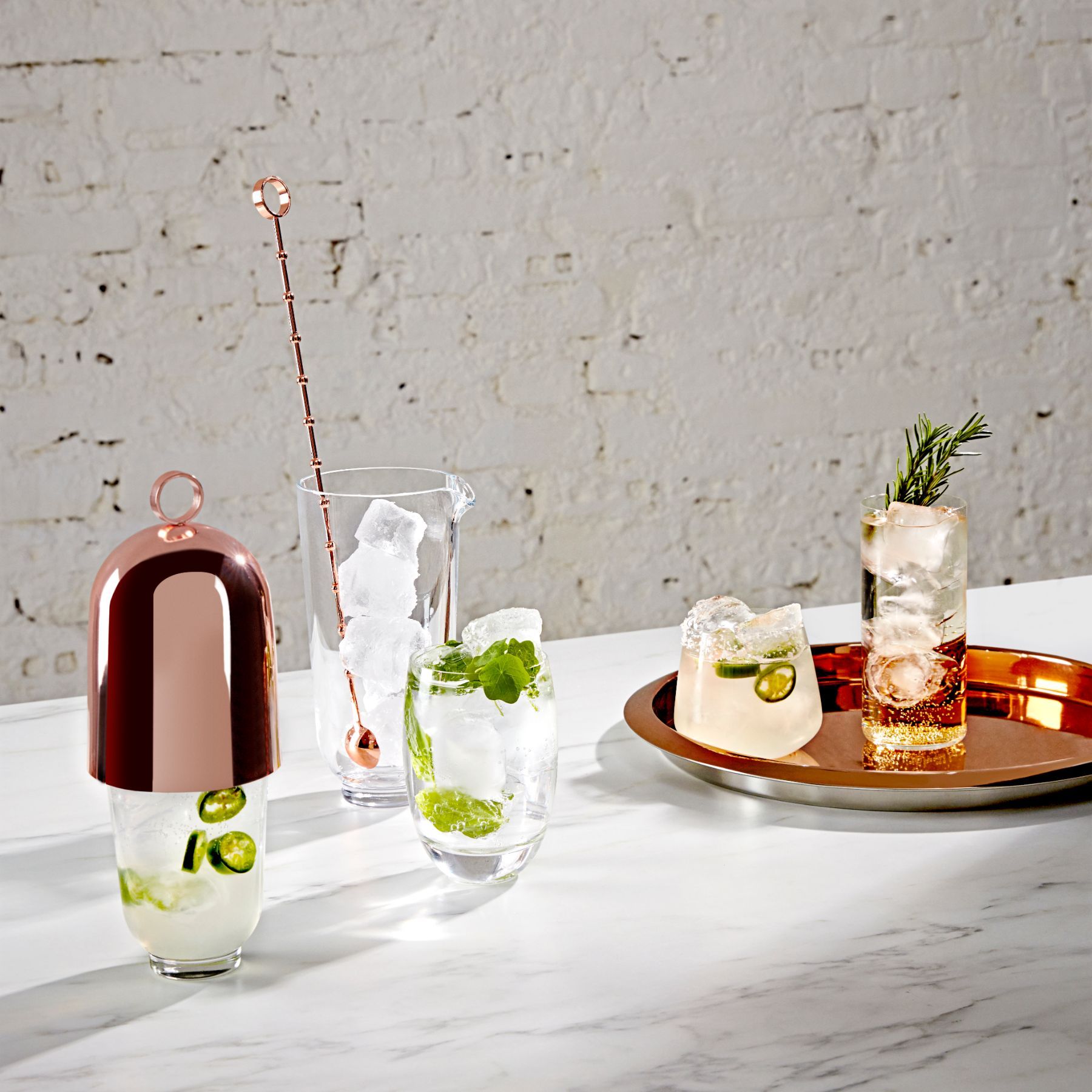 Hepburn Metal Aksesuarlı Shaker